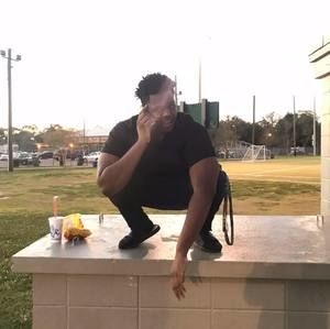 Meet your Posher, Deandres